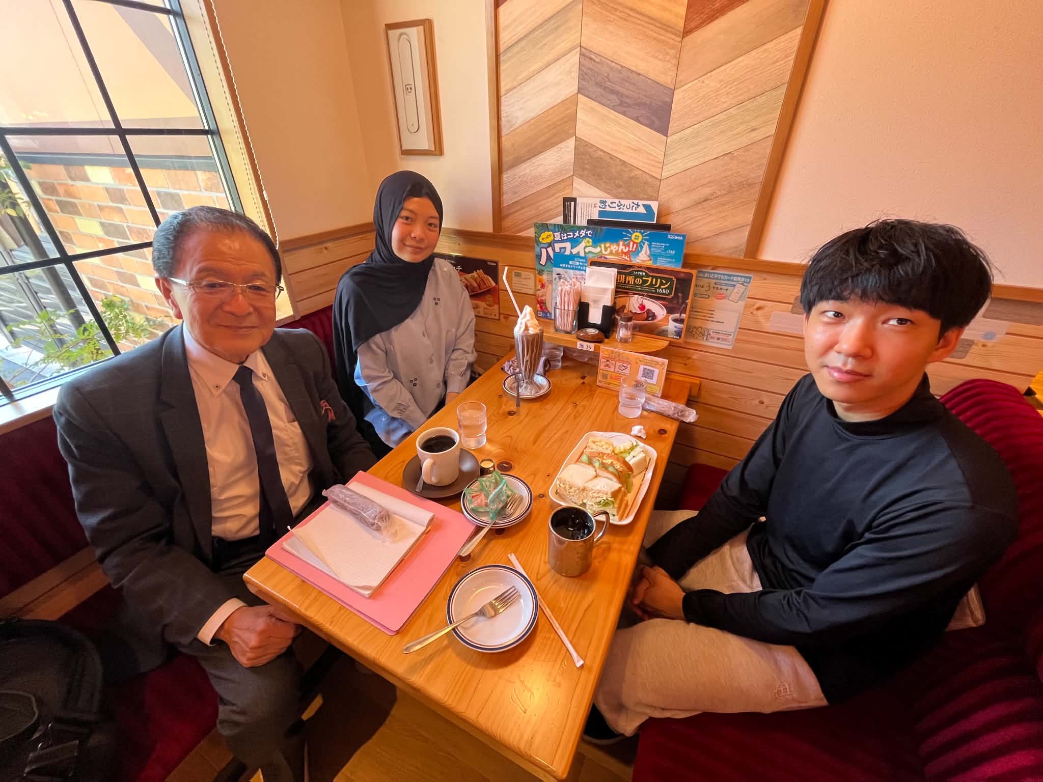 社員の様子7